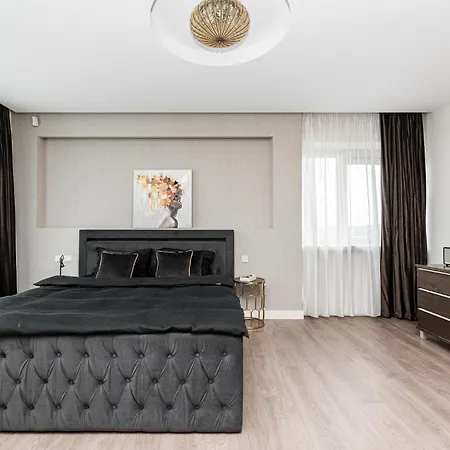 Cohost I Luxury City, River Views I W-100m2 Living Space & Terrace I Garage Parking * וילנה