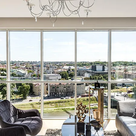 Cohost I Luxury City, River Views I W-100m2 Living Space & Terrace I Garage Parking