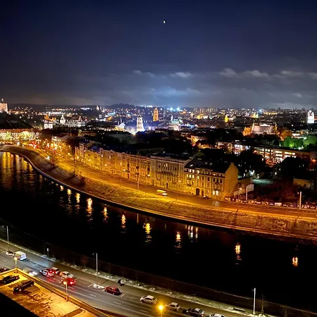 Cohost I Luxury City, River Views I W-100m2 Living Space & Terrace I Garage Parking Apartment Vilnius
