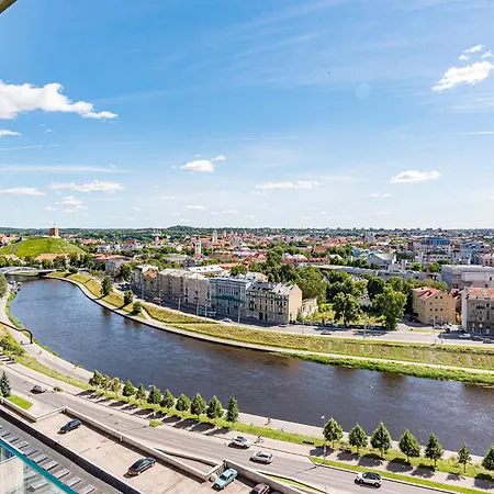 Cohost I Luxury City, River Views I W-100m2 Living Space & Terrace I Garage Parking Apartment
