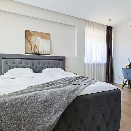 Appartement Cohost I Luxury City, River Views I W-100m2 Living Space & Terrace I Garage Parking Vilnius